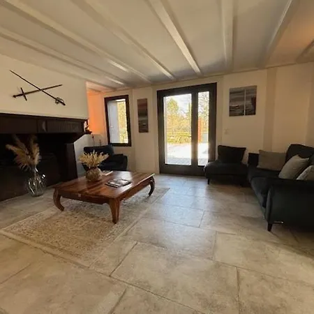 Souleyraou Piscine 12 Pers Calme Dans Airial Villa *