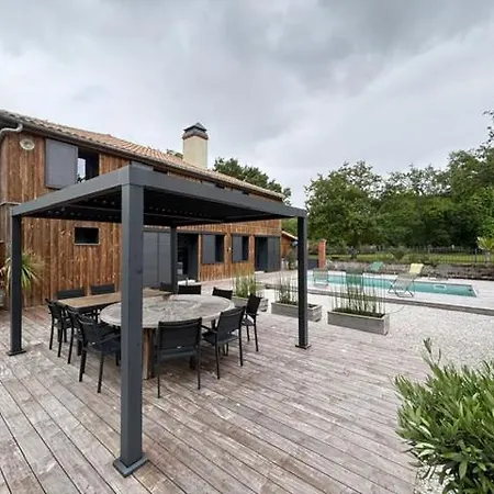 Villa Souleyraou Piscine 12 Pers Calme Dans Airial